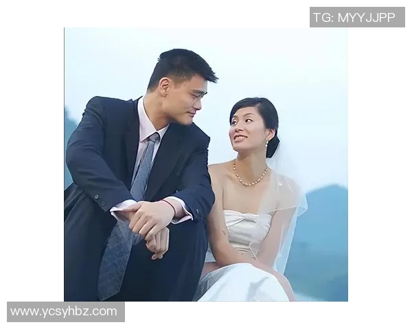 姚明与澳洲女篮劳伦重聚17年后偷瞄瞬间引发叶莉粉丝热议 姚明与澳洲女篮劳伦重聚17年后偷瞄瞬间引发叶莉粉丝热议