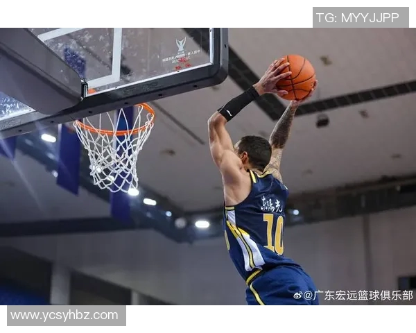 广东队与北京队2017年精彩对决回顾及赛季亮点分析 广东队与北京队2017年精彩对决回顾及赛季亮点分析